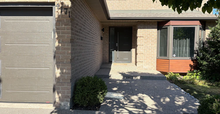 4171 Sawmill Valley Drive, Mississauga, ON, L5L 3H1 - 5