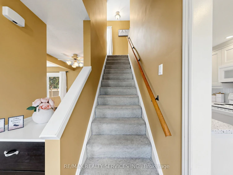 25 Jennifer Square, Brampton, ON, L6S 2L2 - 22