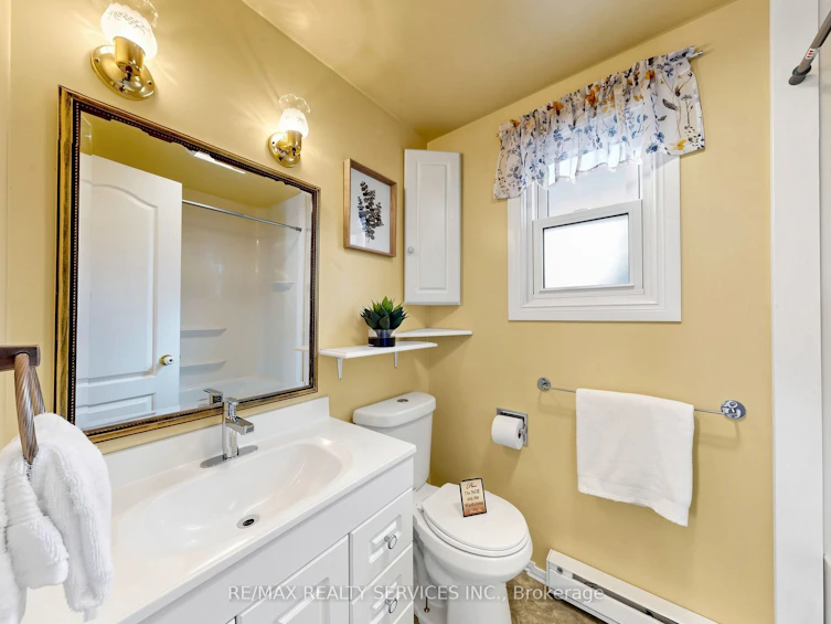 25 Jennifer Square, Brampton, ON, L6S 2L2 - 26