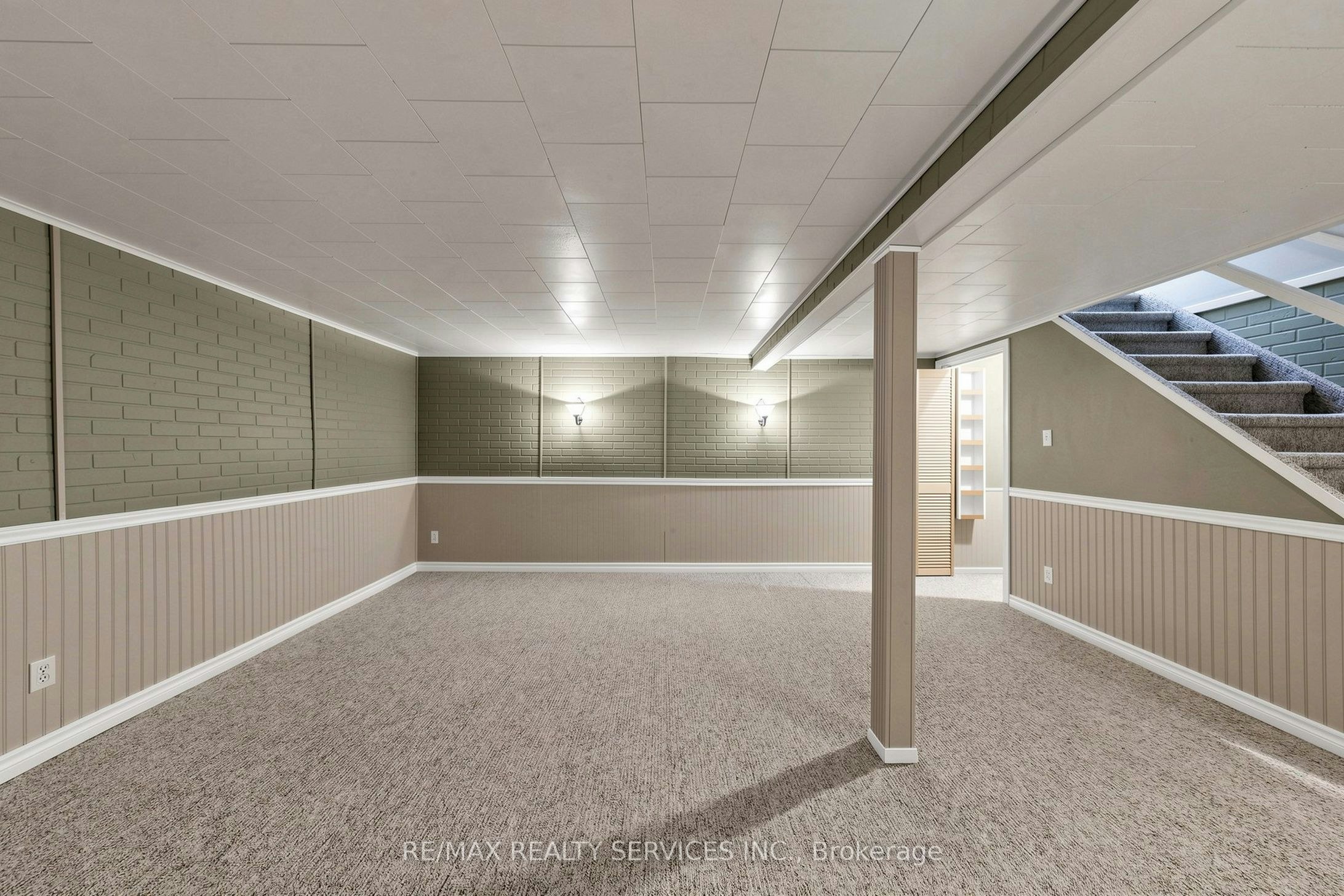 25 Jennifer Square, Brampton, ON, L6S 2L2 - 33