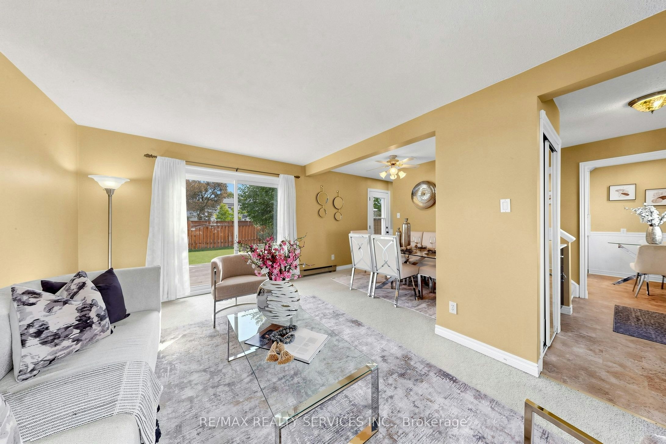 25 Jennifer Square, Brampton, ON, L6S 2L2 - 11