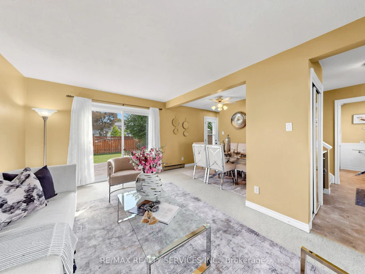 25 Jennifer Square, Brampton, ON, L6S 2L2 - 11