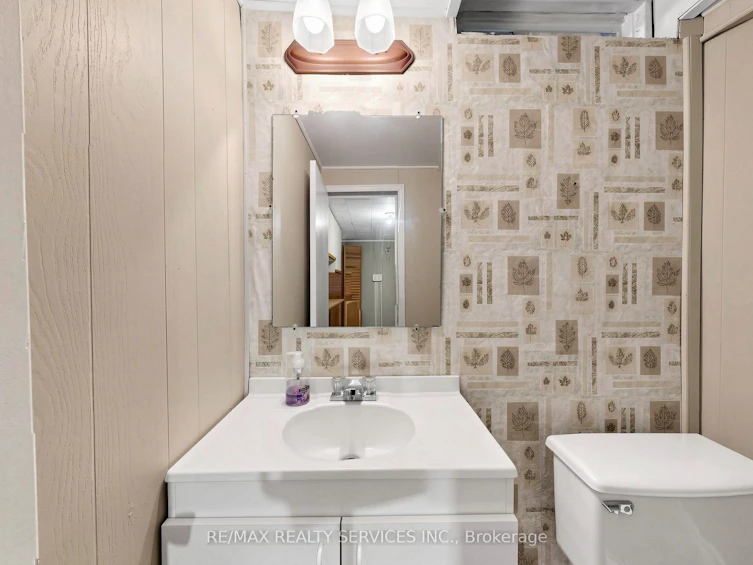 25 Jennifer Square, Brampton, ON, L6S 2L2 - 37