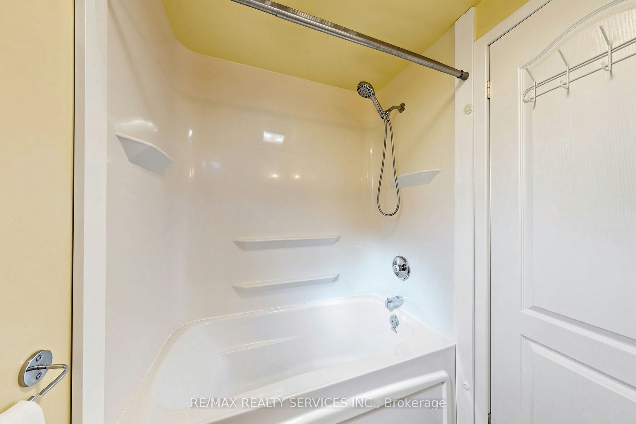 25 Jennifer Square, Brampton, ON, L6S 2L2 - 27
