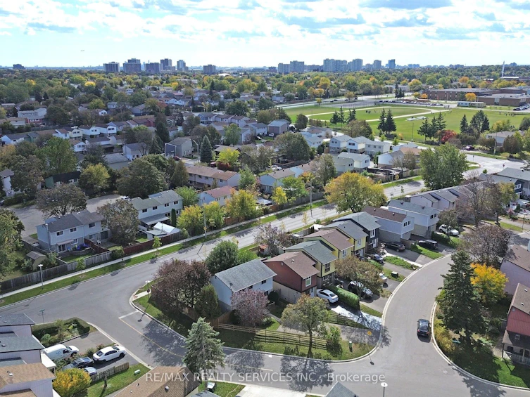 25 Jennifer Square, Brampton, ON, L6S 2L2 - 48