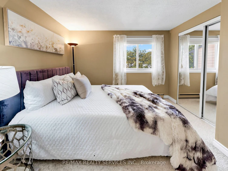 25 Jennifer Square, Brampton, ON, L6S 2L2 - 30