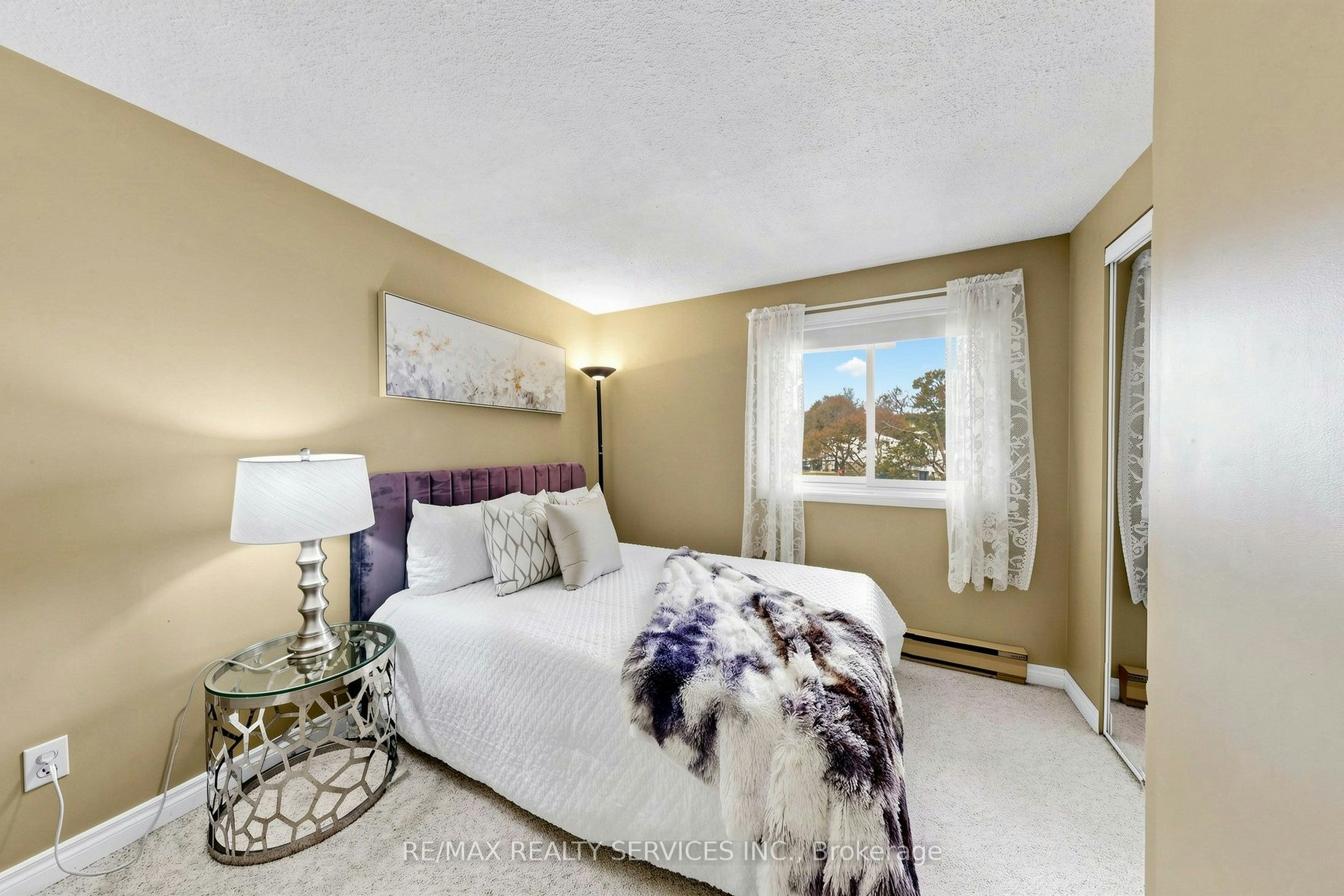 25 Jennifer Square, Brampton, ON, L6S 2L2 - 28