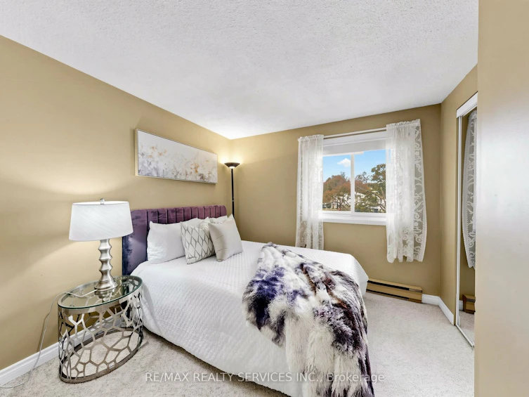 25 Jennifer Square, Brampton, ON, L6S 2L2 - 28