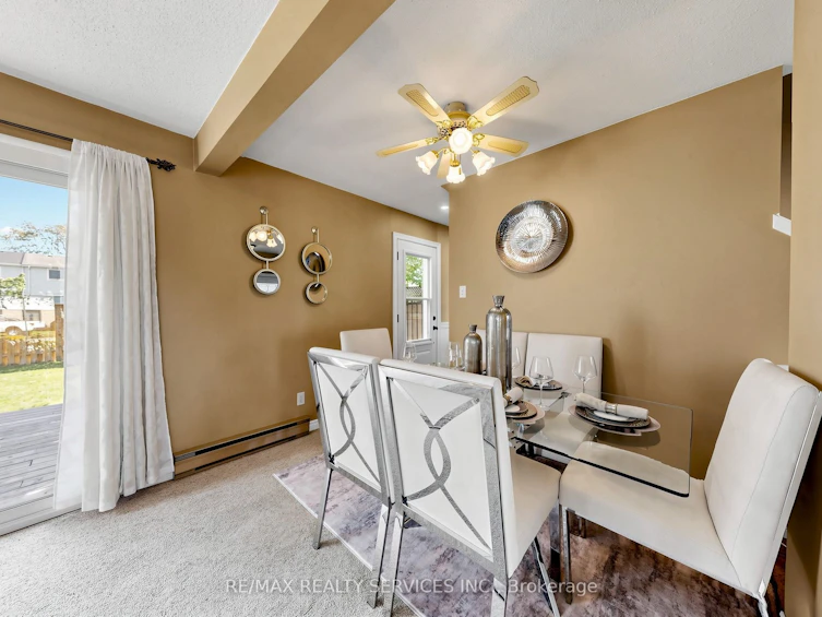 25 Jennifer Square, Brampton, ON, L6S 2L2 - 13