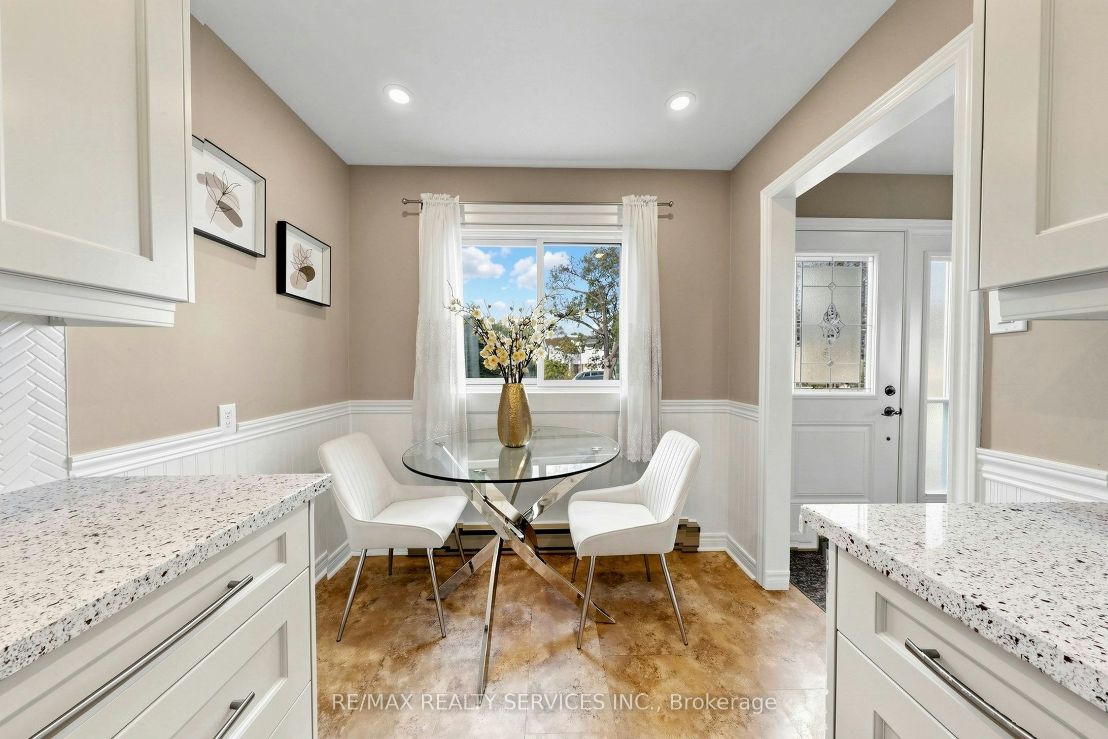 25 Jennifer Square, Brampton, ON, L6S 2L2 - 19