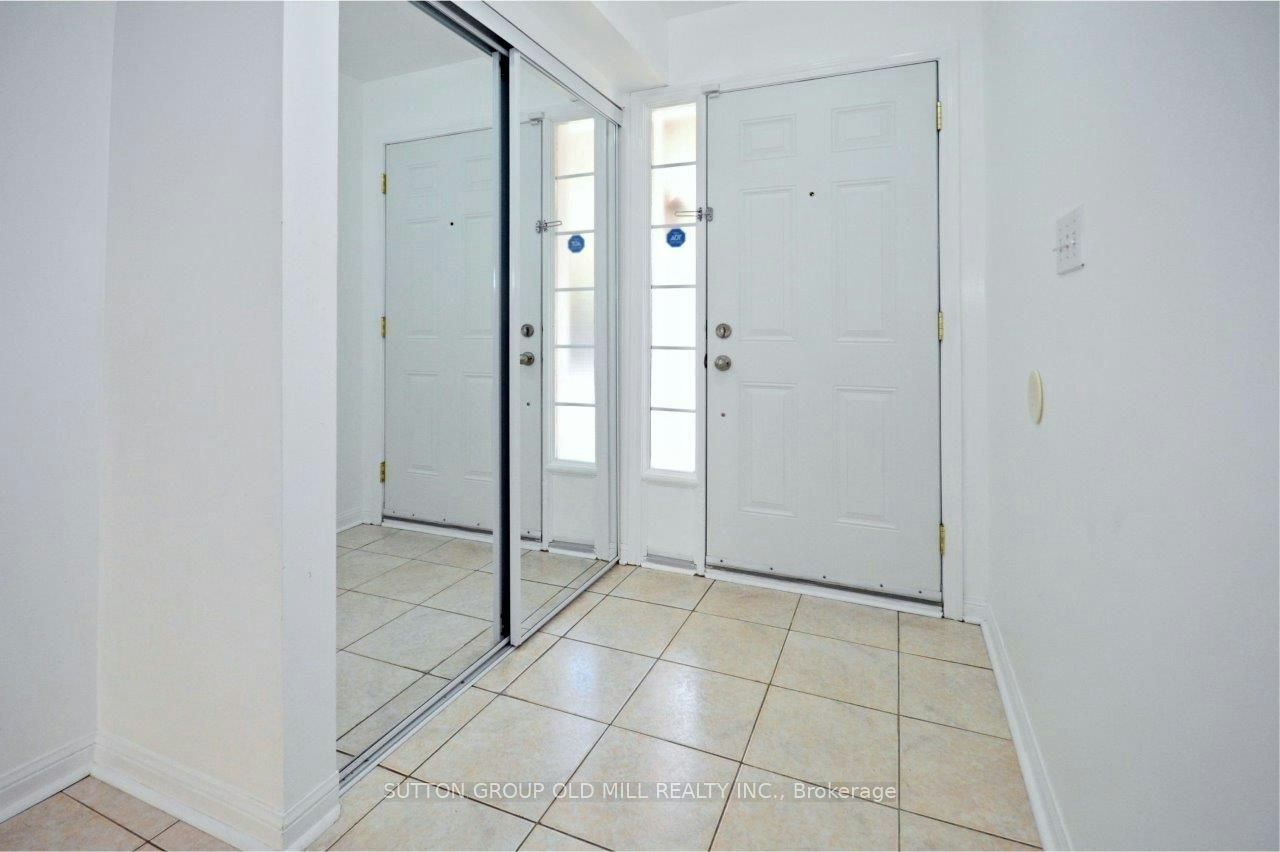 25-80 Acorn Place, Mississauga, ON, L4Z 4C9 - 2