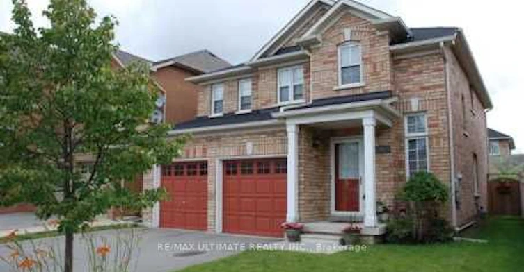 9 Clovercrest Drive, Brampton, ON, L7A 2N4