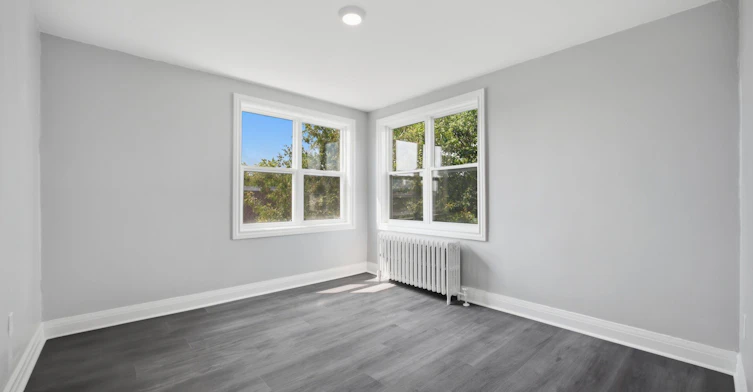 1-133 North Service Road E, Oakville, ON, L6H 1A3 - 17