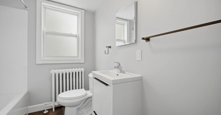 1-133 North Service Road E, Oakville, ON, L6H 1A3 - 15