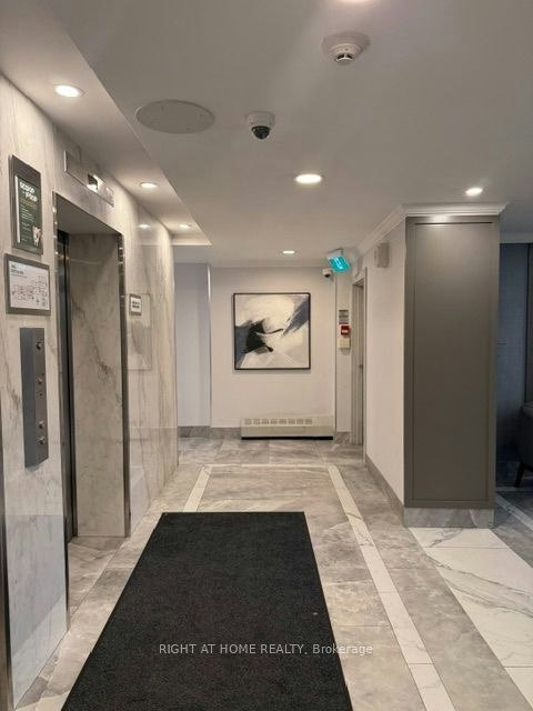 211-2900 Battleford Road, Mississauga, ON, L5N 2V9 - 5