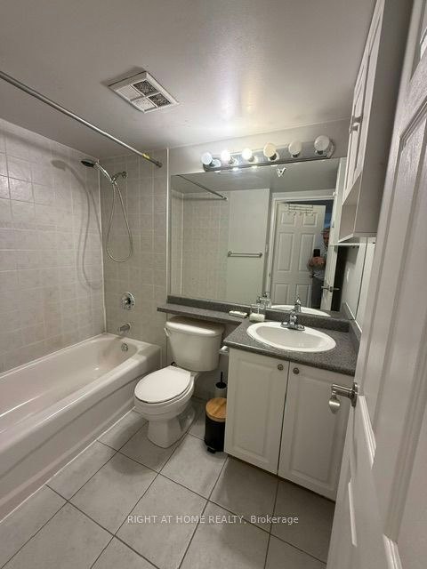 211-2900 Battleford Road, Mississauga, ON, L5N 2V9 - 12