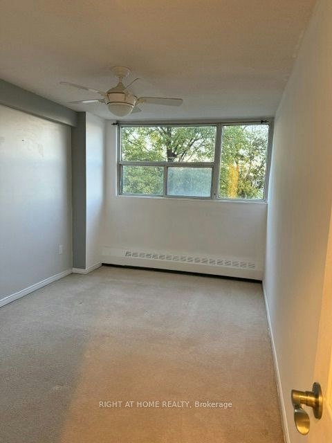 211-2900 Battleford Road, Mississauga, ON, L5N 2V9 - 9