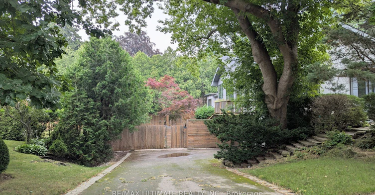 Lower-1101 Lakeshore Road W, Oakville, ON, L6L 1E7 - 4