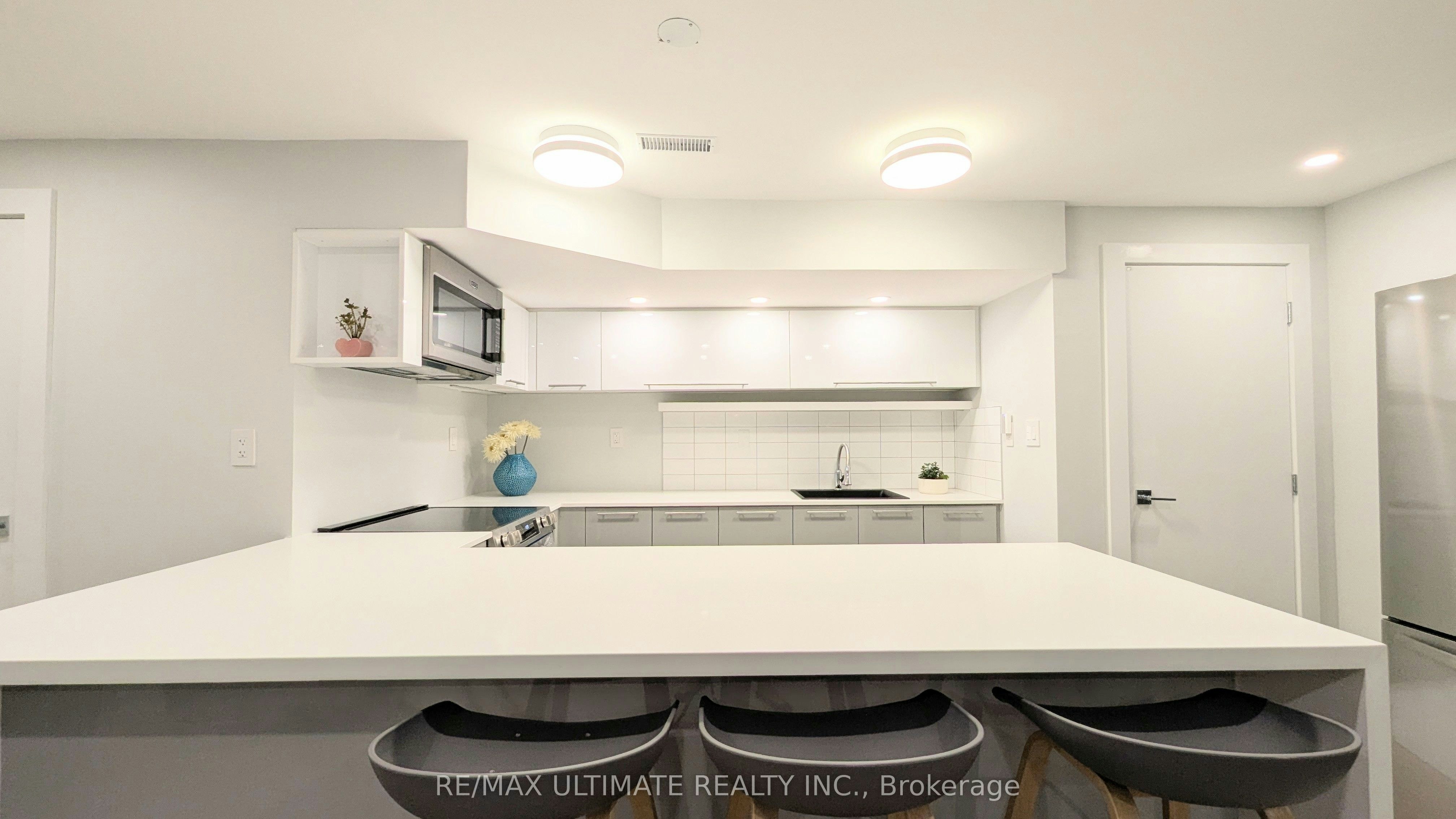 Lower-1101 Lakeshore Road W, Oakville, ON, L6L 1E7 - 12