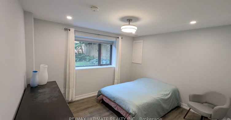 Lower-1101 Lakeshore Road W, Oakville, ON, L6L 1E7 - 16