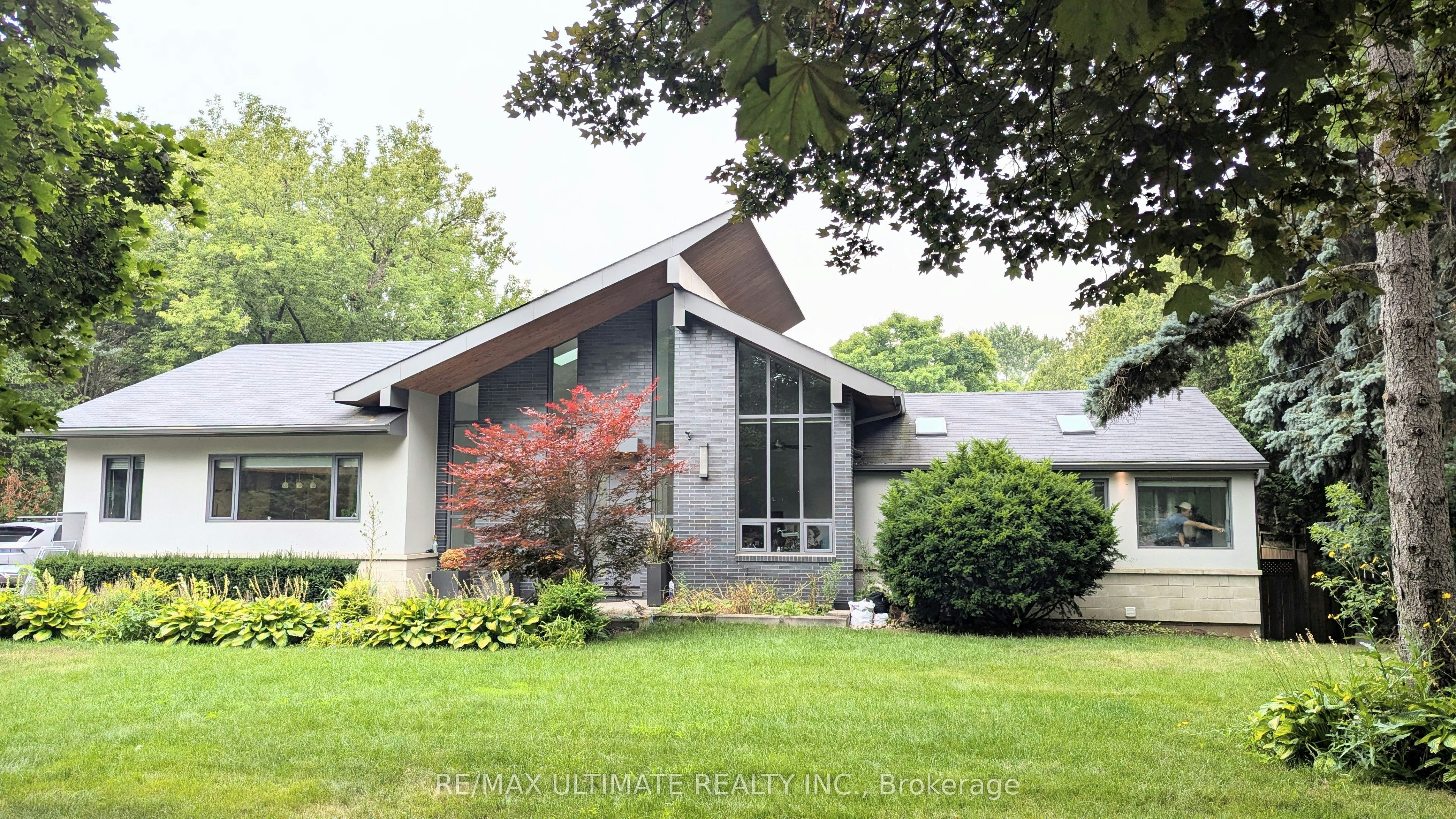 Lower-1101 Lakeshore Road W, Oakville, ON, L6L 1E7 - 2