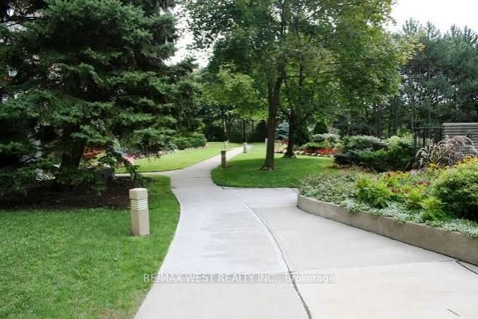 802-250 Scarlett Road, Toronto, ON, M6N 4X5 - 31