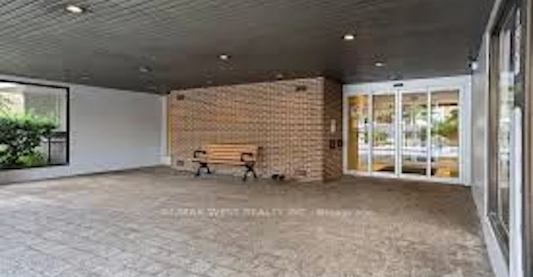 802-250 Scarlett Road, Toronto, ON, M6N 4X5 - 28