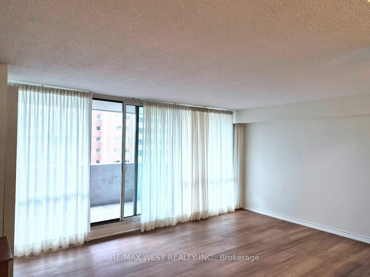 802-250 Scarlett Road, Toronto, ON, M6N 4X5 - 8