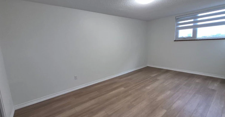 802-250 Scarlett Road, Toronto, ON, M6N 4X5 - 13