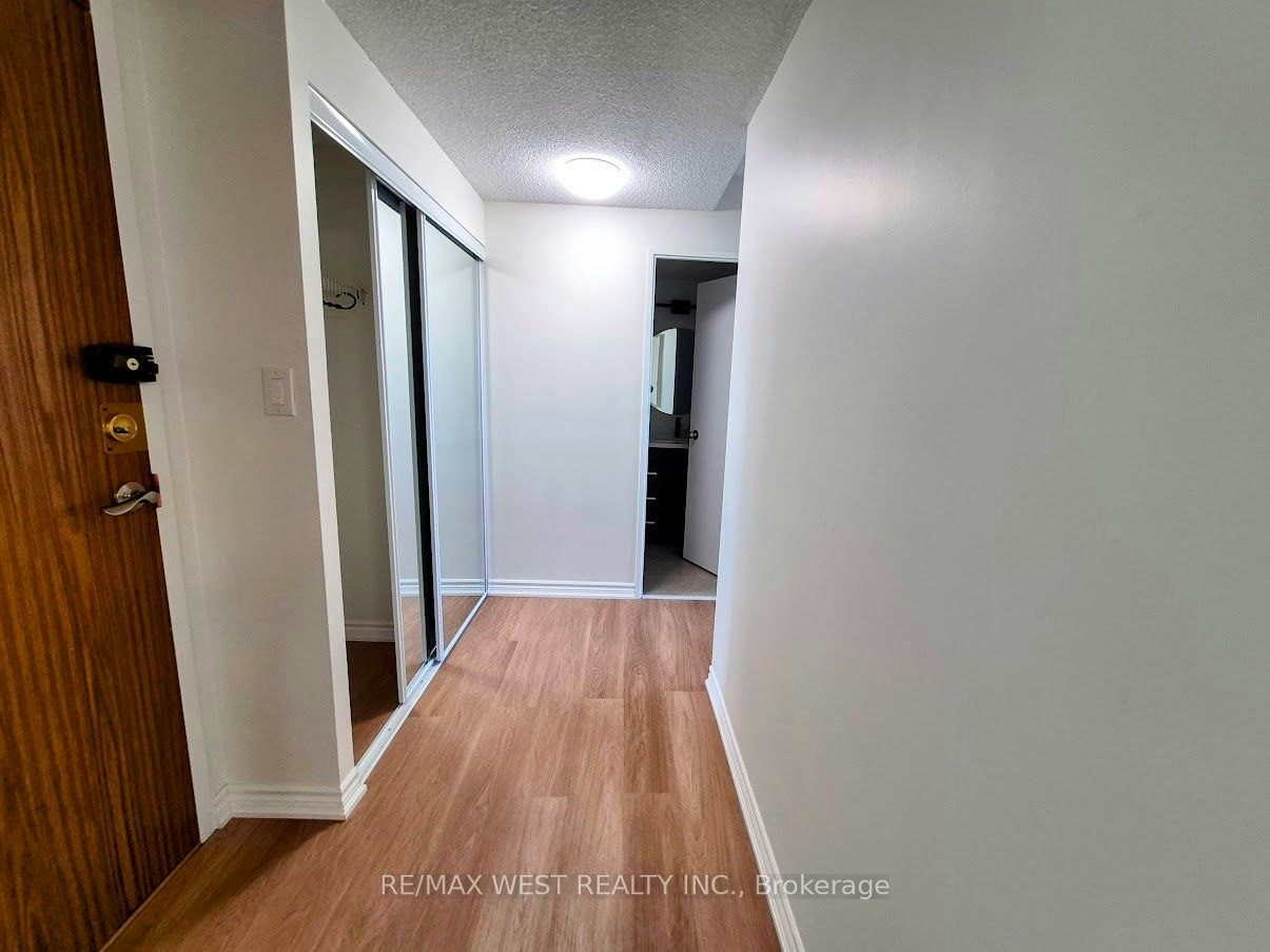 802-250 Scarlett Road, Toronto, ON, M6N 4X5 - 21