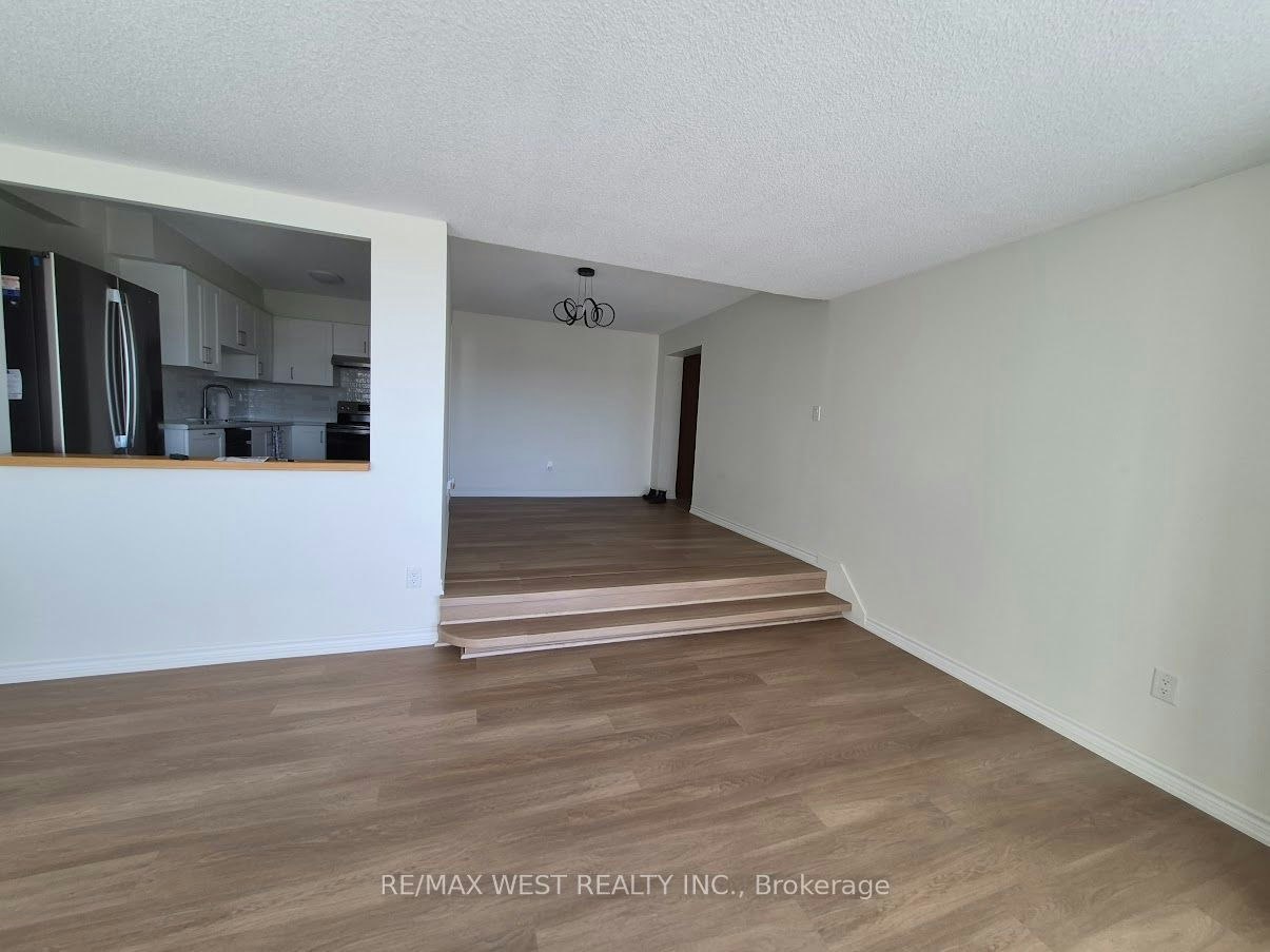 802-250 Scarlett Road, Toronto, ON, M6N 4X5 - 19