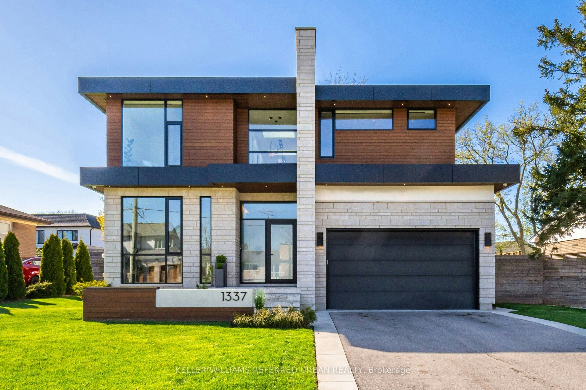 1337 Waverly Avenue, Oakville, ON, L6L 2S4