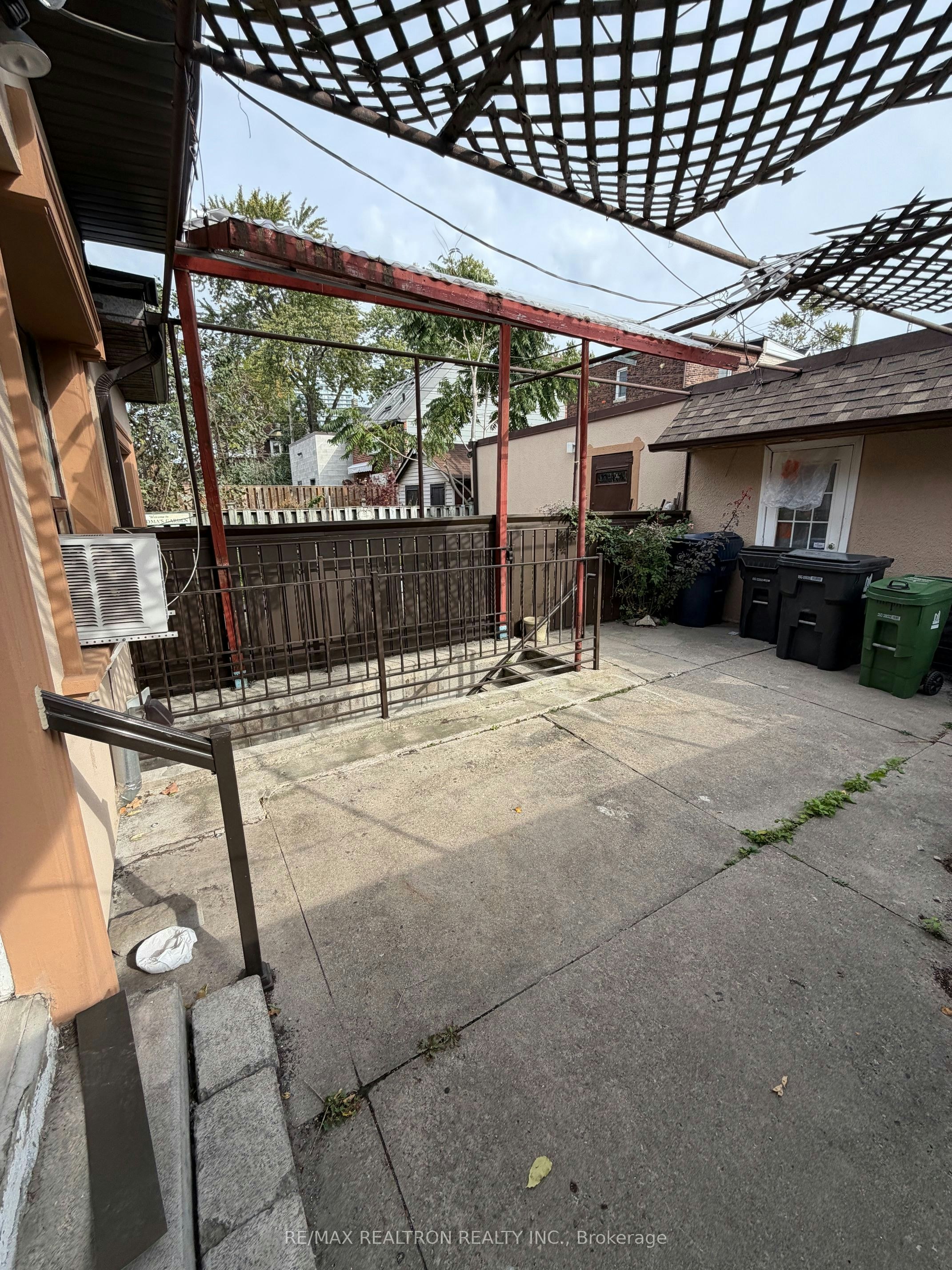 Basement Unit 2-135 Emerson Avenue, Toronto, ON, M6H 3T2 - 2