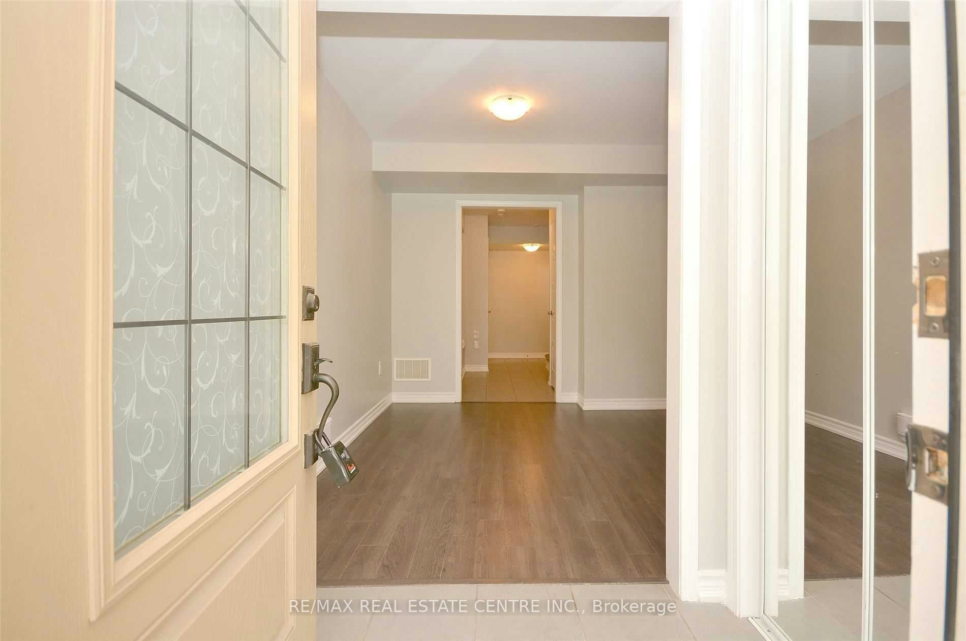 3065 Harebell Gate, Oakville, ON, L6M 4M2 - 5