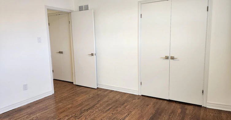Upper-214 Pellatt Avenue, Toronto, ON, M9N 2P6 - 17