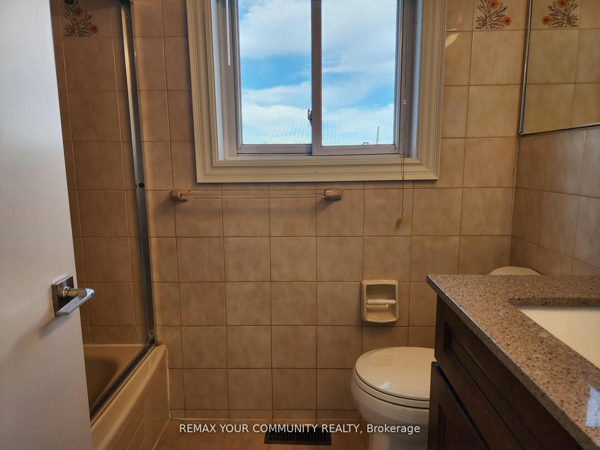Upper-214 Pellatt Avenue, Toronto, ON, M9N 2P6 - 22