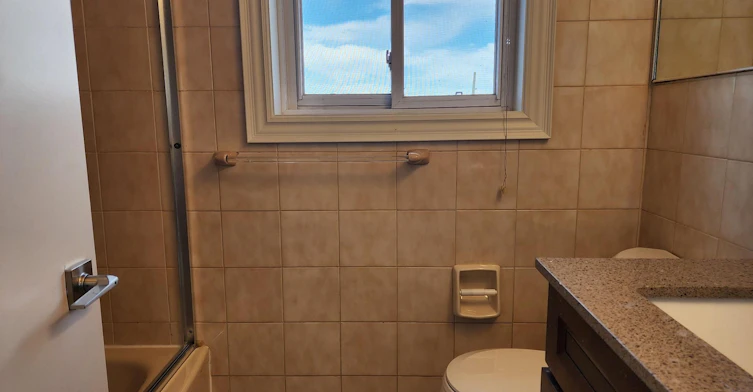 Upper-214 Pellatt Avenue, Toronto, ON, M9N 2P6 - 22