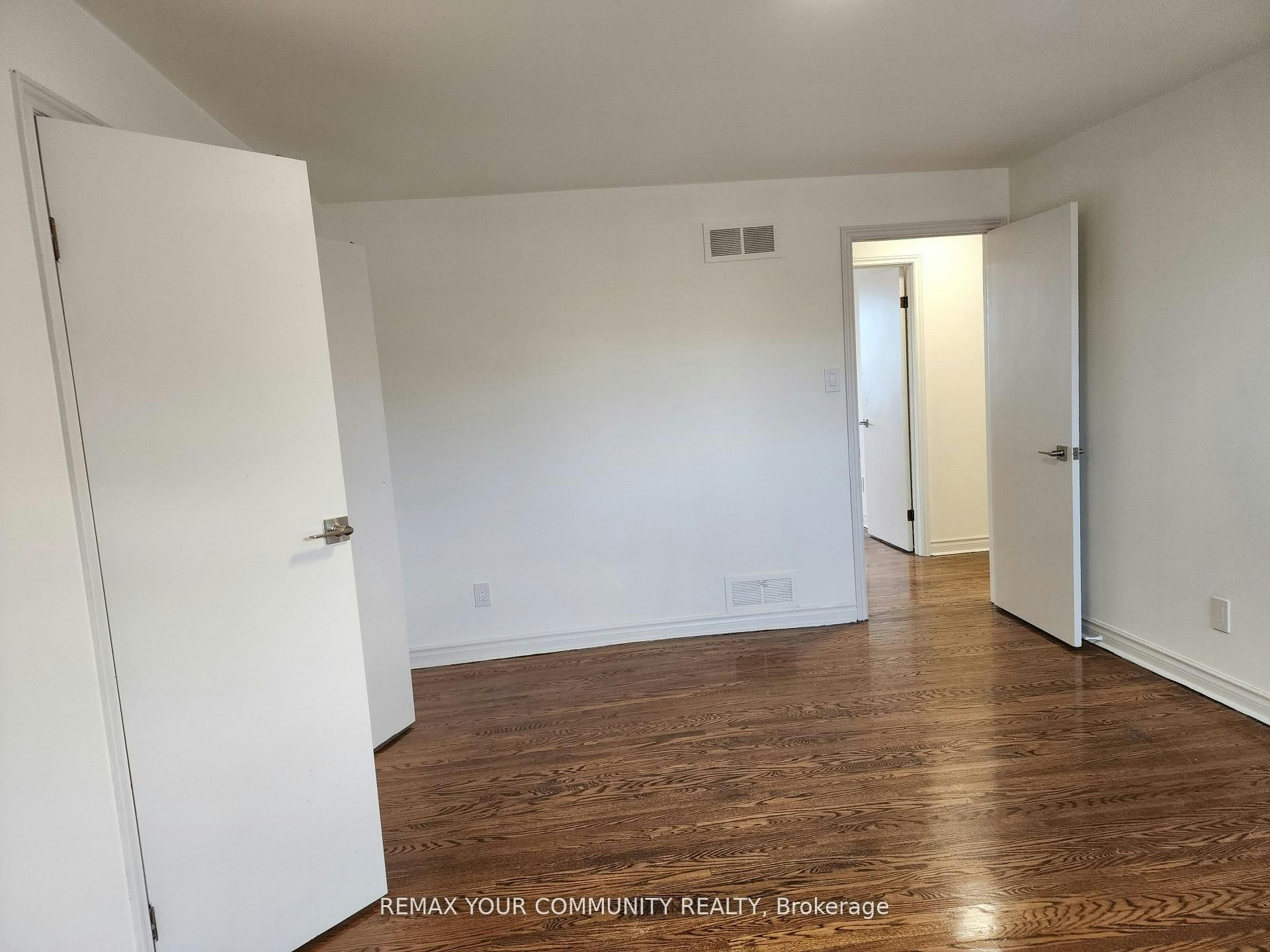 Upper-214 Pellatt Avenue, Toronto, ON, M9N 2P6 - 15