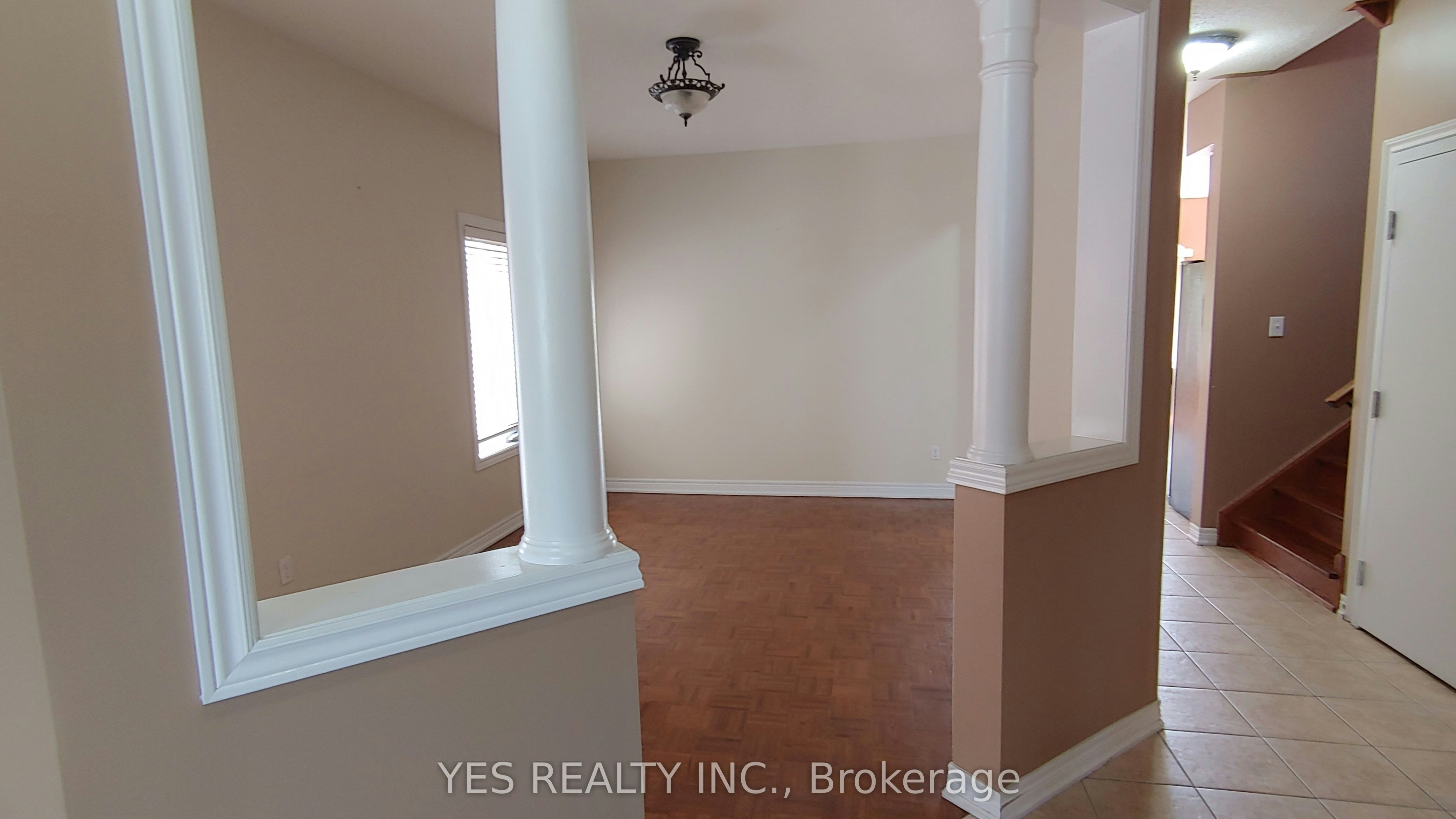 26 New Hampshire Court, Brampton, ON, L6S 0B9 - 6