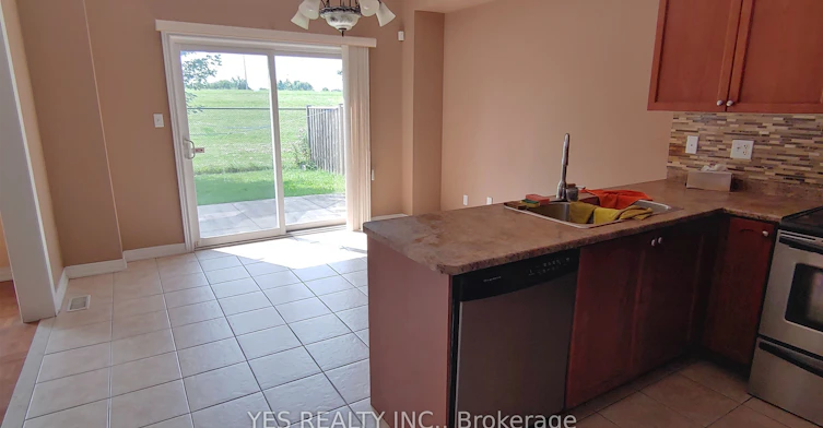 26 New Hampshire Court, Brampton, ON, L6S 0B9 - 8