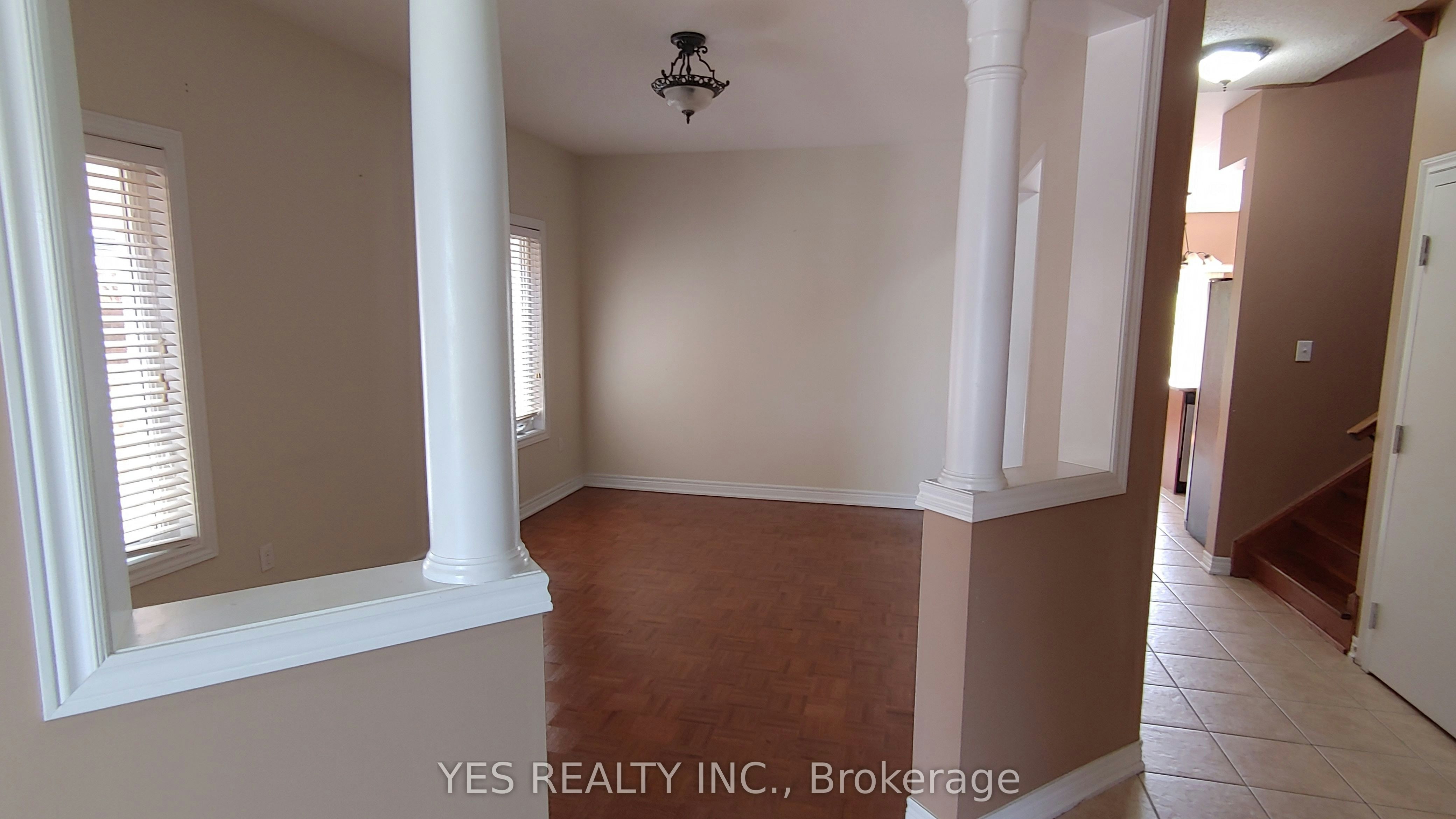 26 New Hampshire Court, Brampton, ON, L6S 0B9 - 3