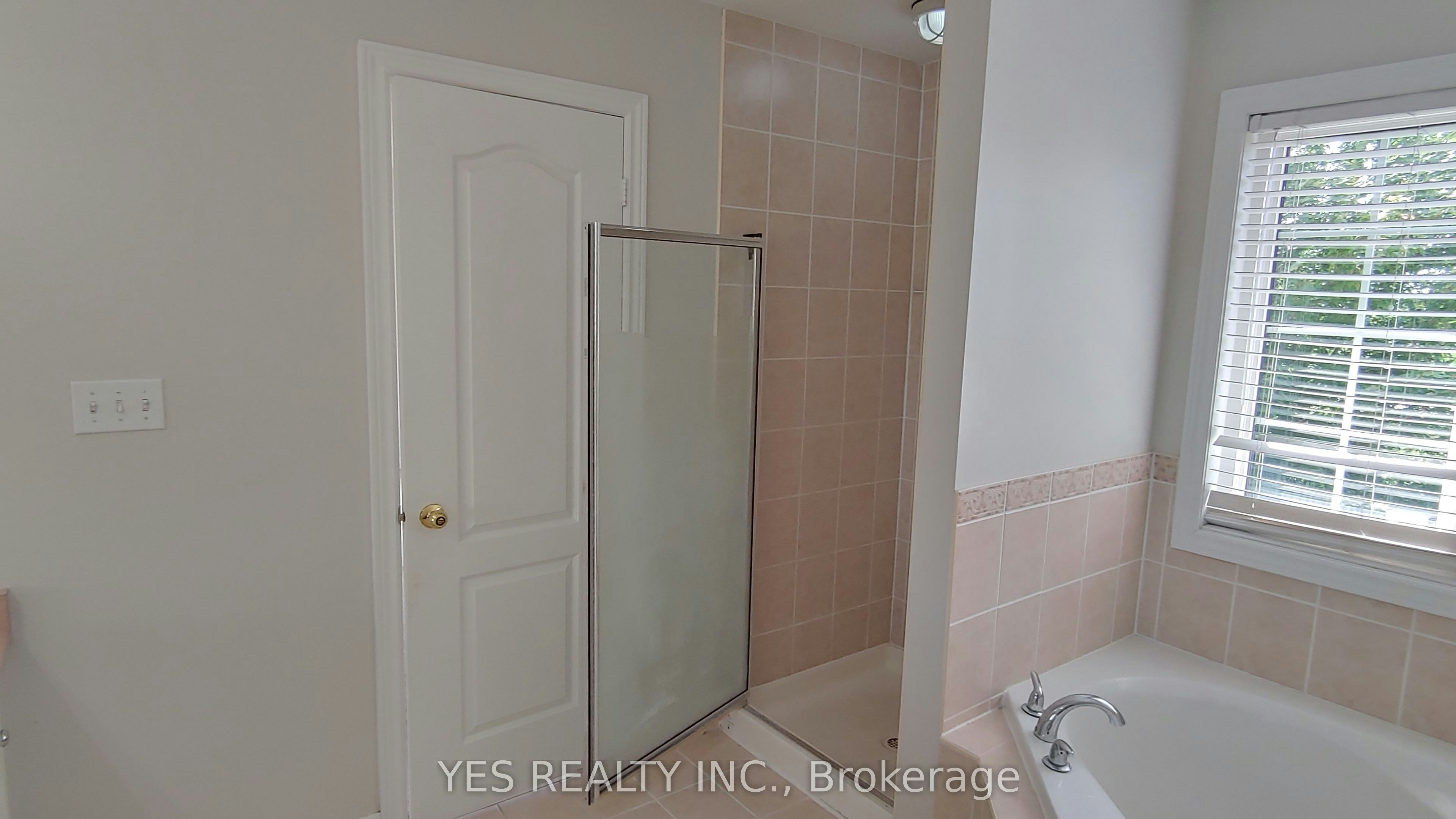 26 New Hampshire Court, Brampton, ON, L6S 0B9 - 15