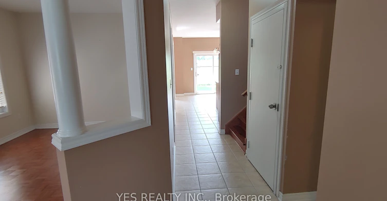 26 New Hampshire Court, Brampton, ON, L6S 0B9 - 4