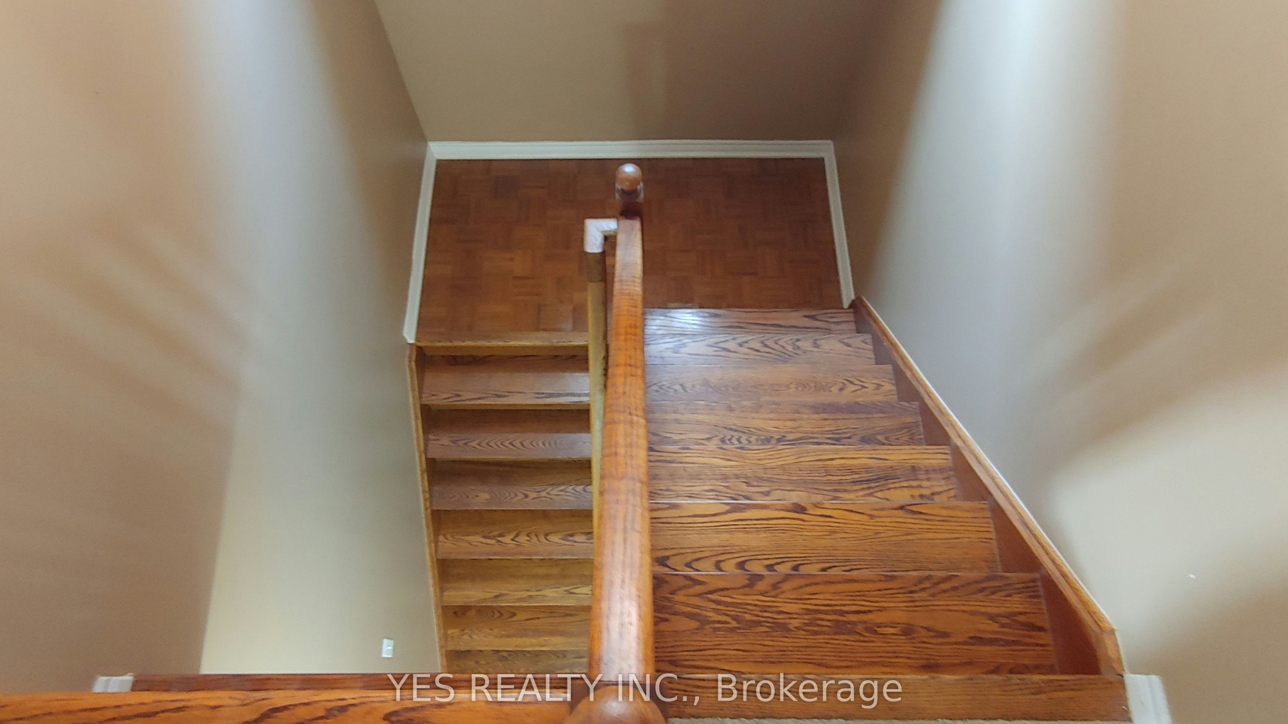 26 New Hampshire Court, Brampton, ON, L6S 0B9 - 11