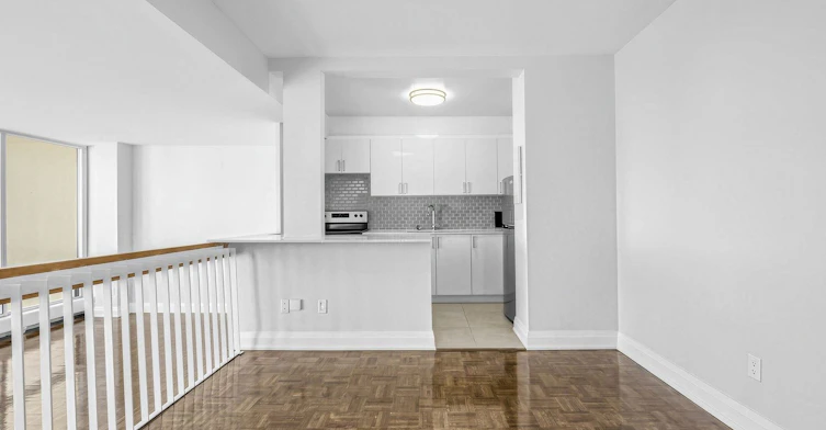 1811-377 Ridelle Avenue, Toronto, ON, M6B 1K2 - 11