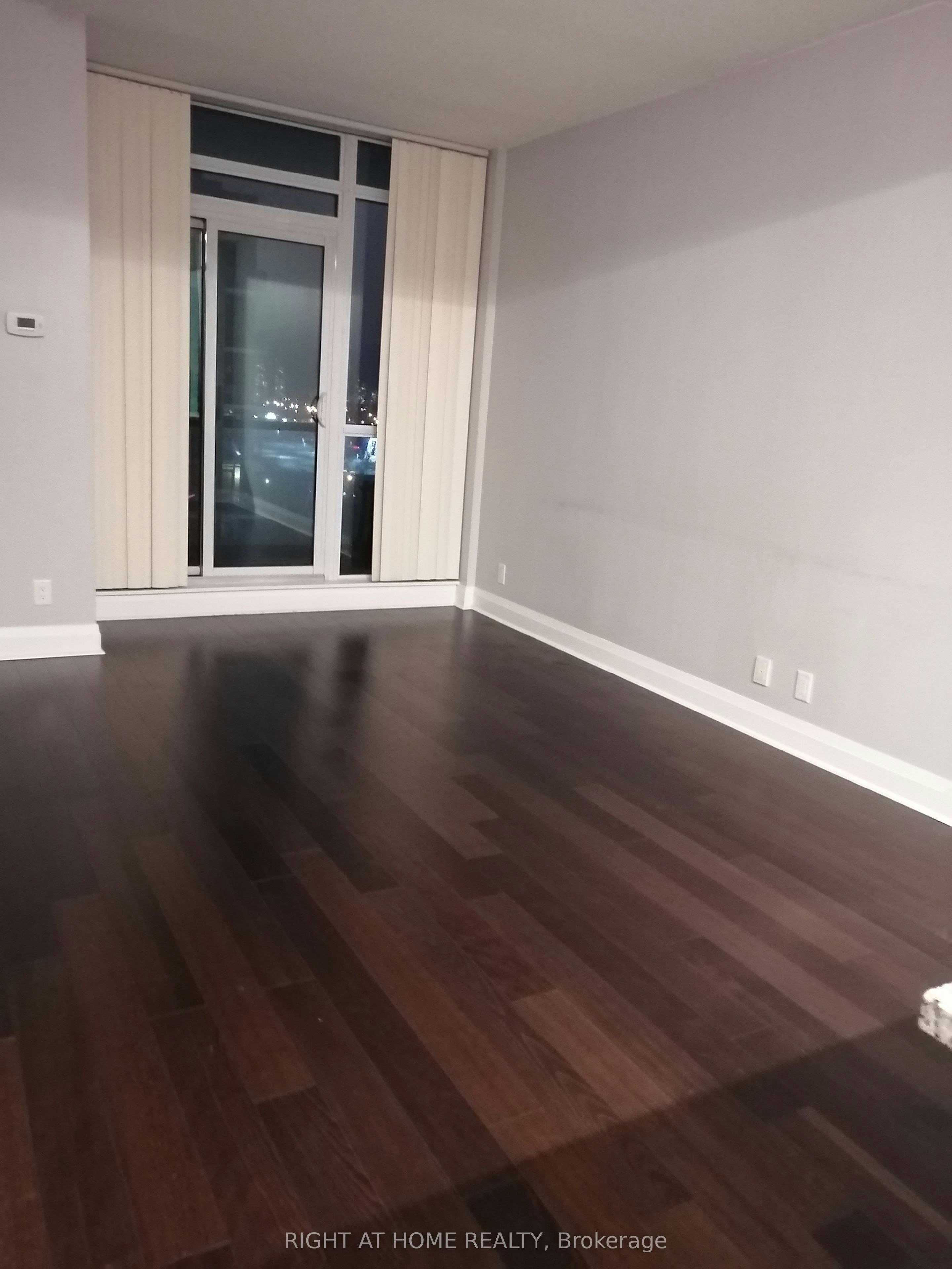 1001-1185 The Queensway Avenue, Toronto, ON, M8Z 1R6 - 3