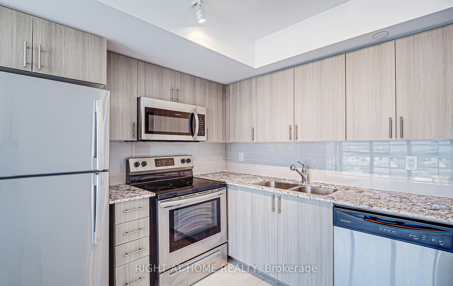 1203-3091 Dufferin Street, Toronto, ON, M6A 0C4 - 12