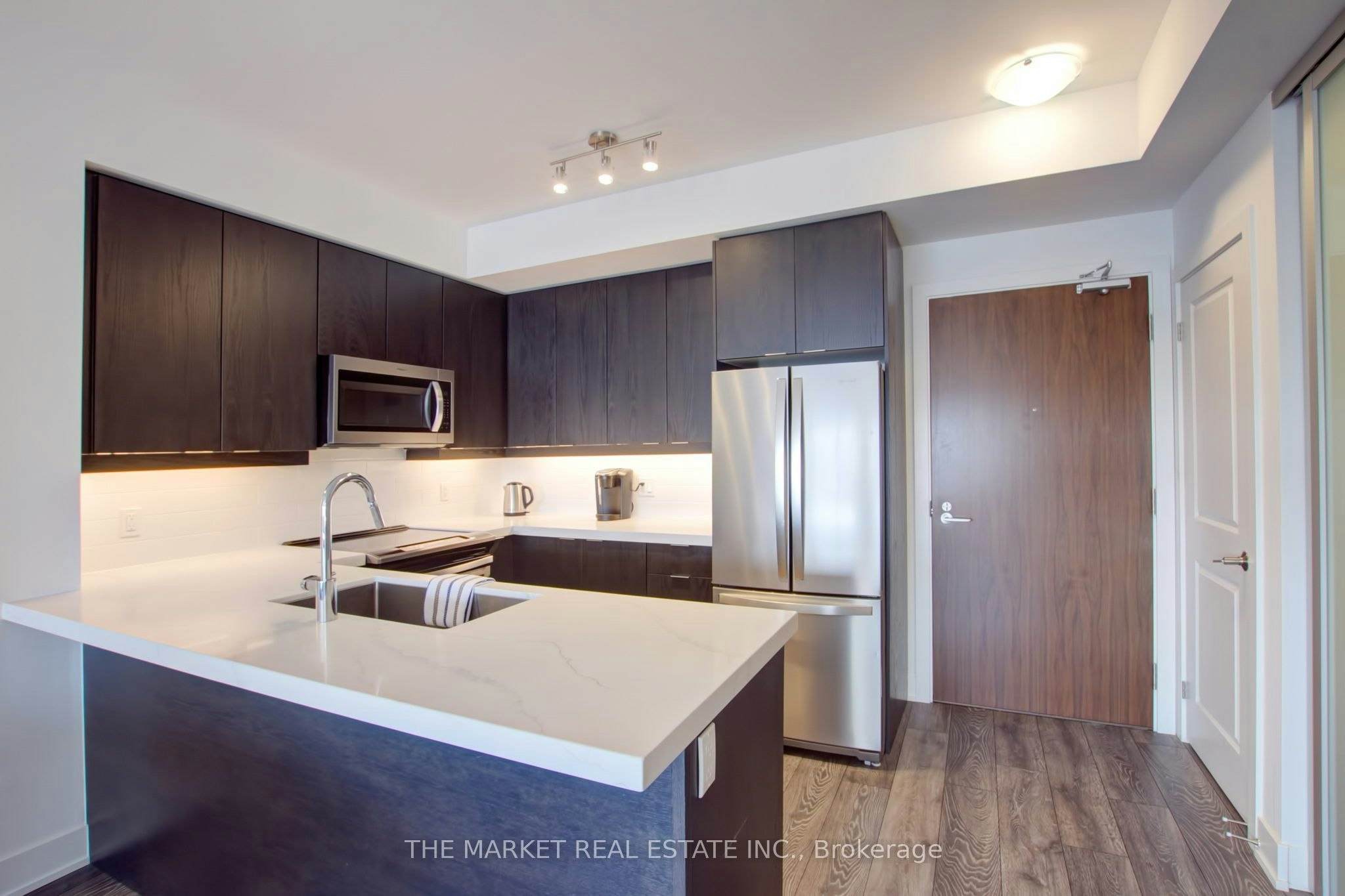 1014-1050 Main Street E, Milton, ON, L9T 9M3 - 4