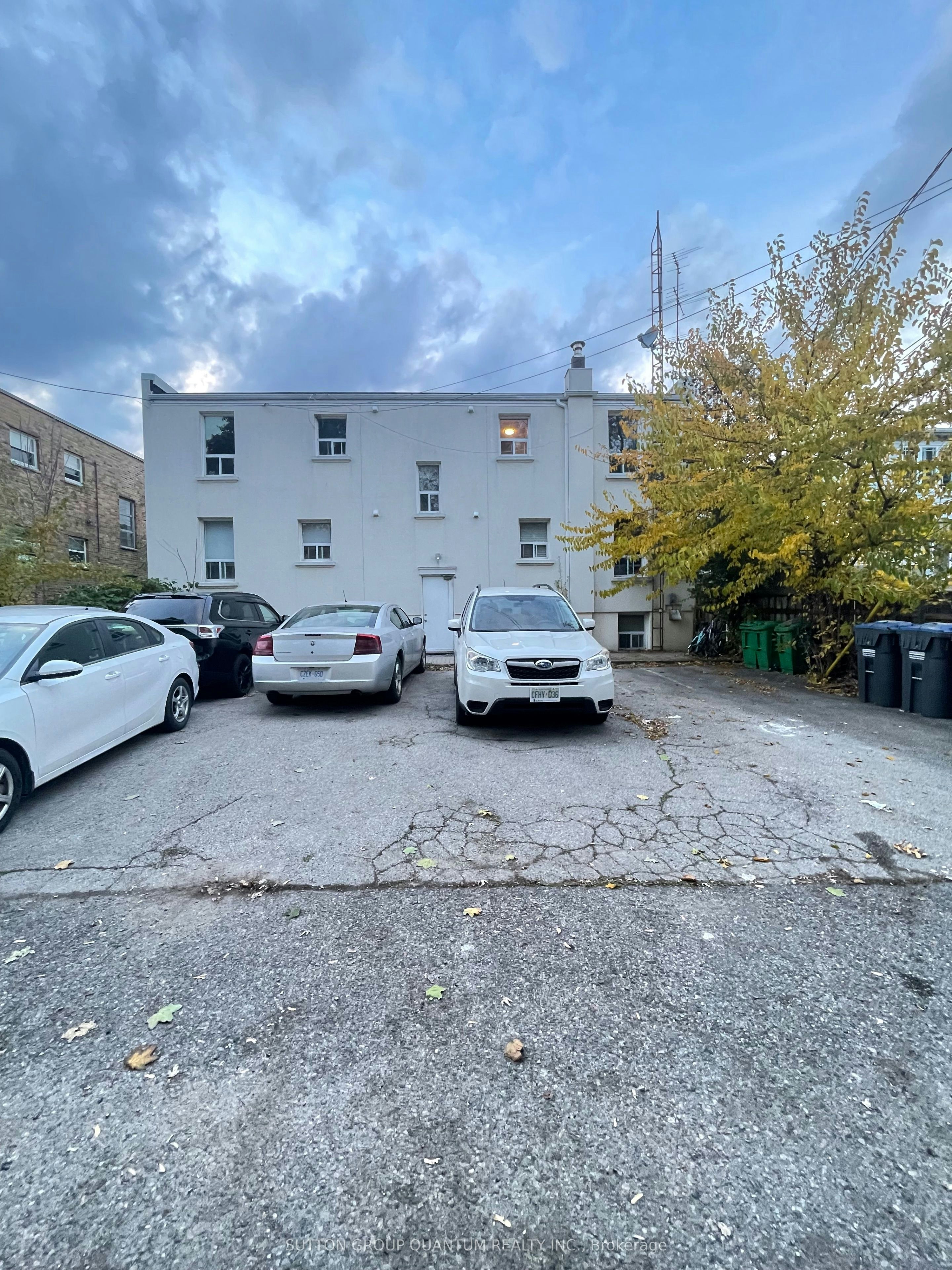 #2-339 Lakeshore Road E, Mississauga, ON, L5G 1E7 - 4