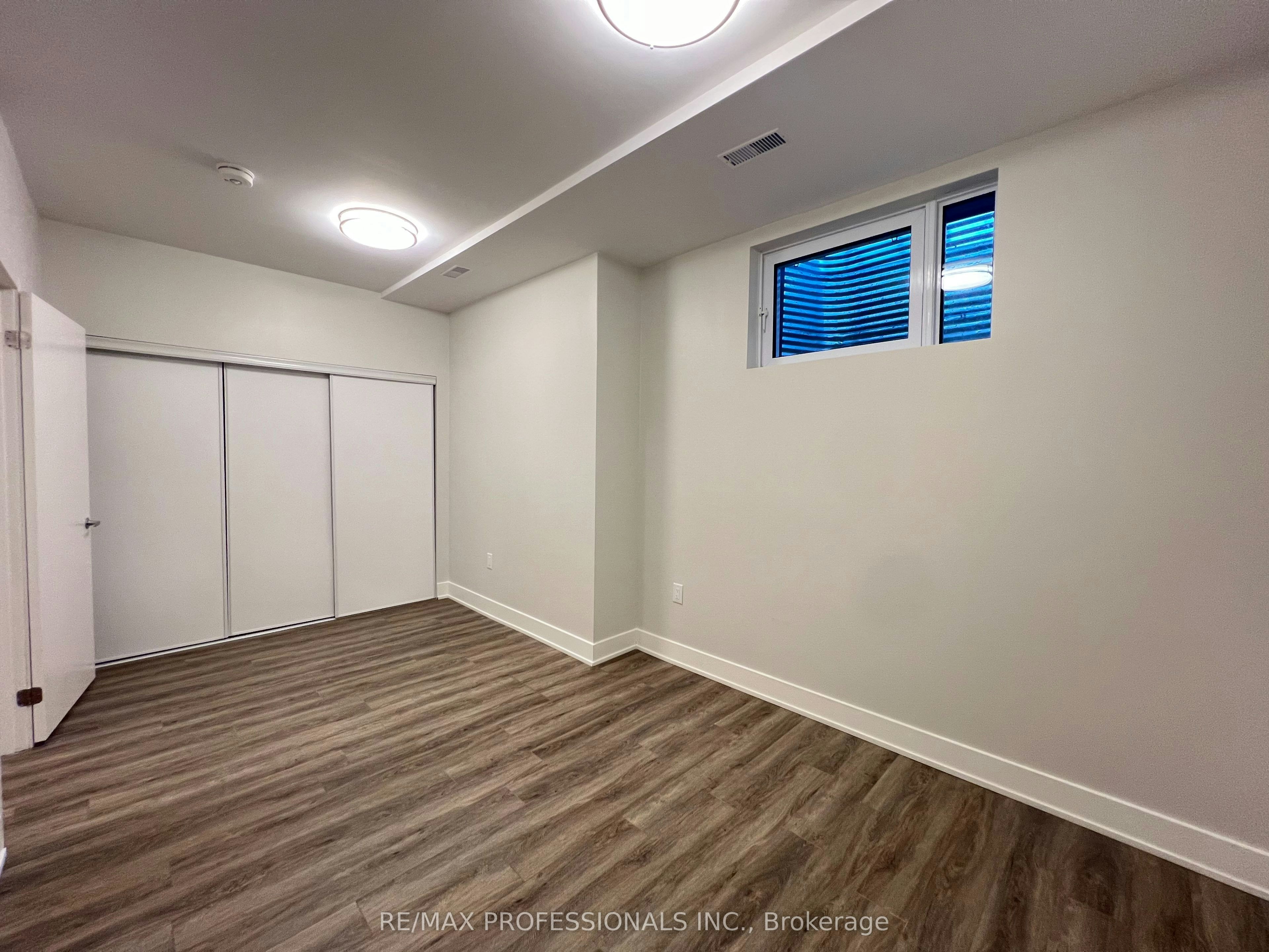 131-62 Dixfield Drive, Toronto, ON, M9C 3W1 - 33